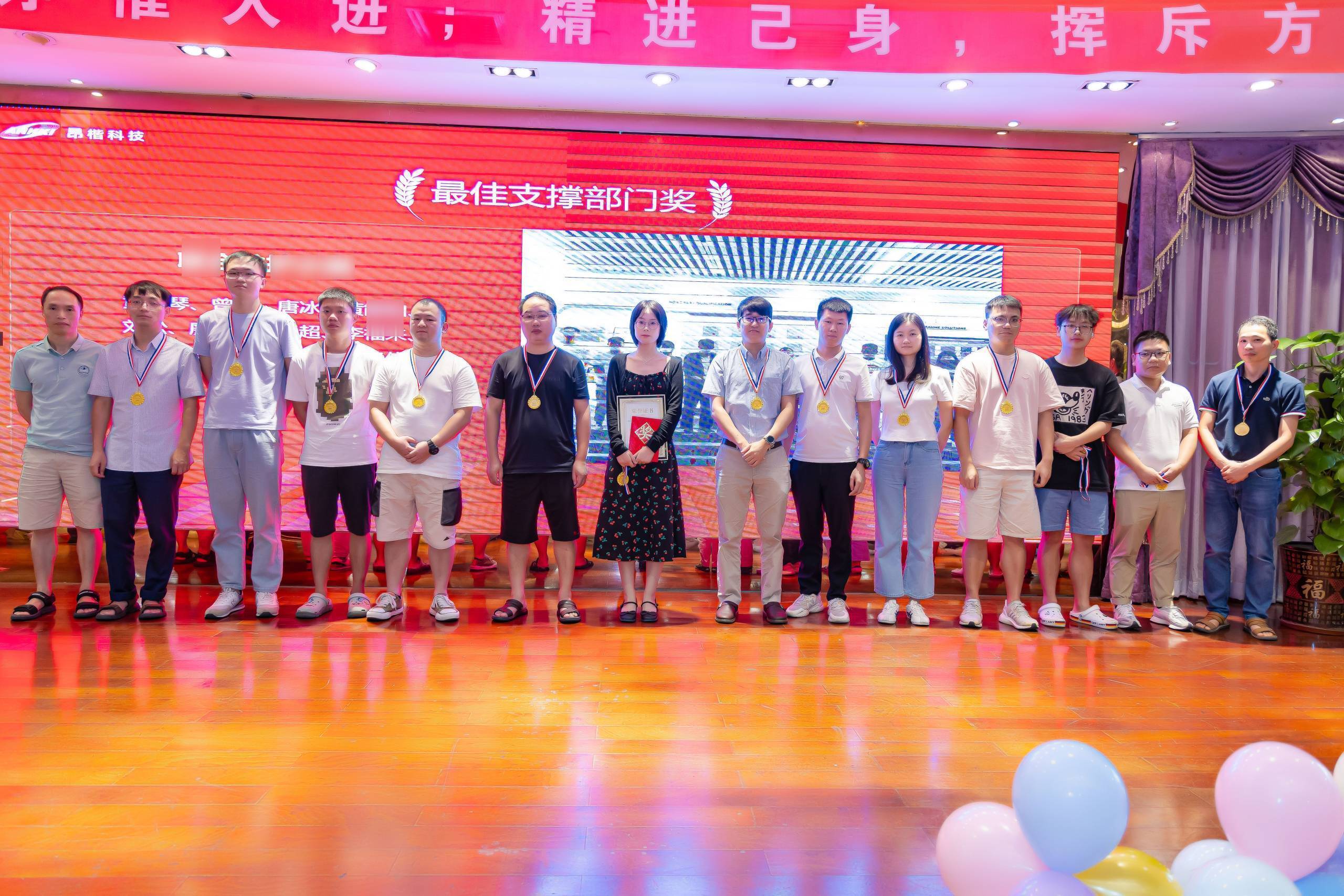 158bfc94a867336c27874ee3648de415.jpg 158bfc94a867336c27874ee3648de415.jpg